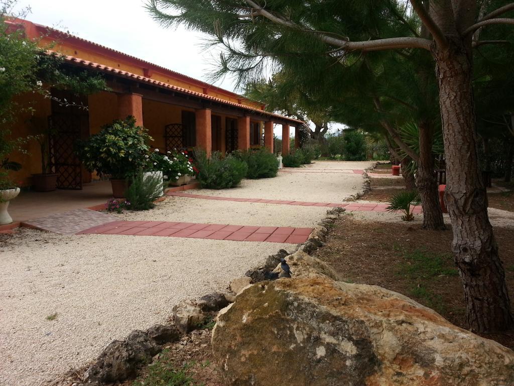 Agriturismo La Barca In Secca Ольмедо Экстерьер фото