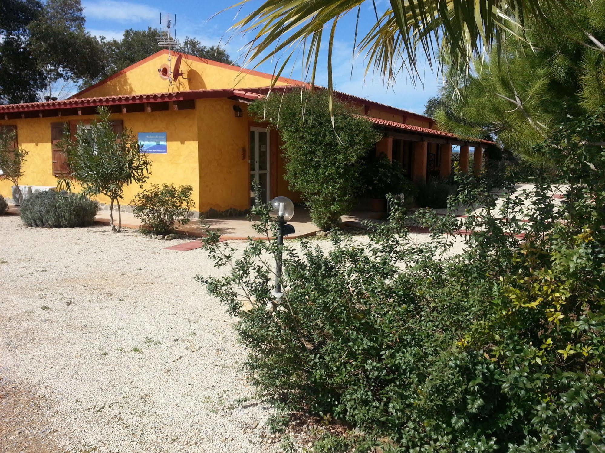 Agriturismo La Barca In Secca Ольмедо Экстерьер фото
