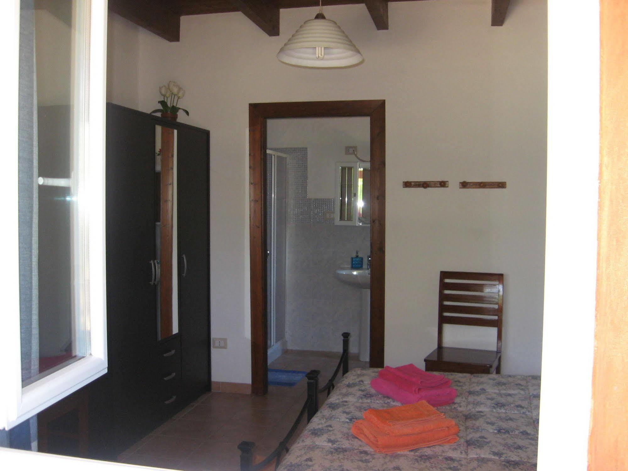 Agriturismo La Barca In Secca Ольмедо Экстерьер фото
